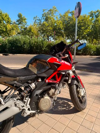 Aprilia Shiver 750