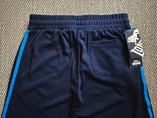 PANTALÓN LONSDALE CON ETIQUETA