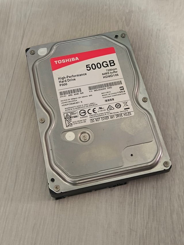 TOSHIBA RED P300 500B 3.5” – ALTO RENDIMIENTO