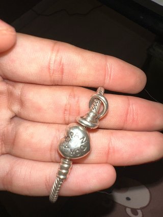 Pulsera Pandora con charms