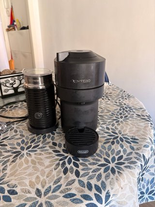 Cafetera Nespresso Vertuo Pop