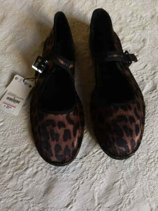 Manoletinas Pull&Bear Animal Print NUEVO 39