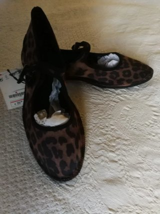 Manoletinas Pull&Bear Animal Print NUEVO 39