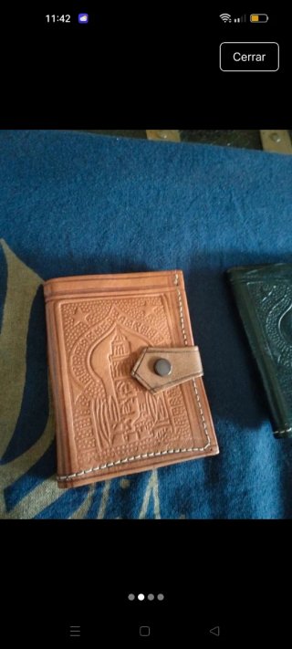 Carteras de cuero nuevas