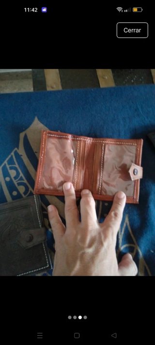 Carteras de cuero nuevas