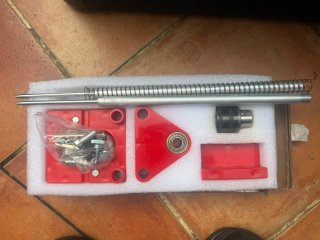 Localizador de perforación con accesorios