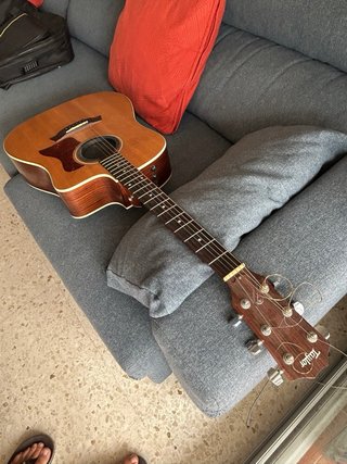 Guitarra Acústica Taylor 210 ce
