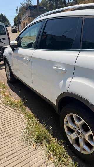 Ford Kuga 2011