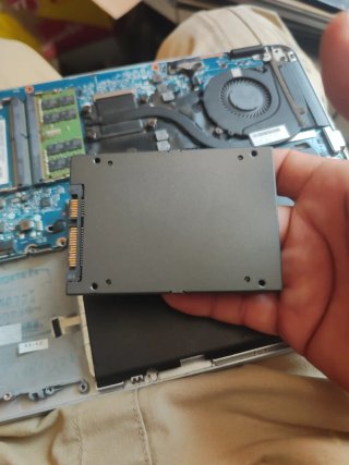 SSD Kingston 512GB SKC400