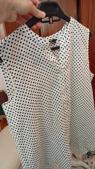 Lote de 8 prendas de ropa mujer entre tiempo