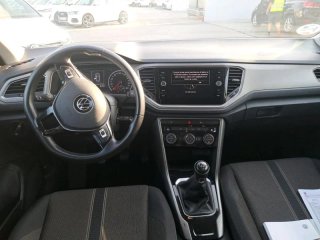 SIN ENTRADA! Volkswagen T-Roc 2022 RLINE
