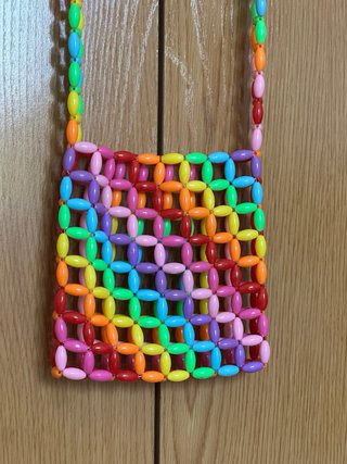 Bolso de cuentas multicolor
