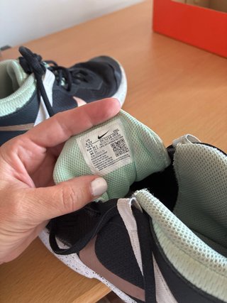 Zapatillas Baloncesto Nike Negras y Verdes