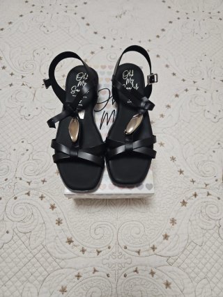 Sandalias de piel negra Oh My Sandals