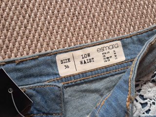 Pantalón corto vaquero con encaje