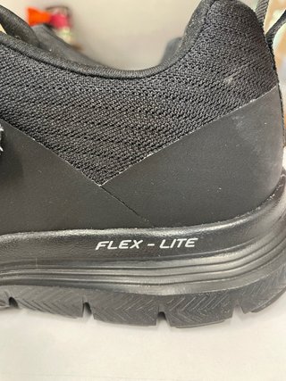Deportivas Skechers Negras