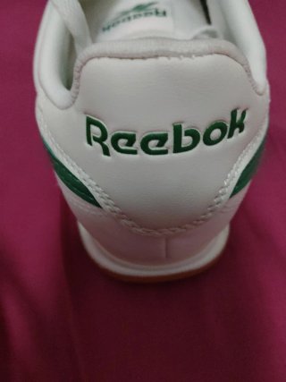 Tenis Reebok Blancos y Verdes Nuevos