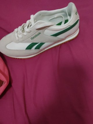 Tenis Reebok Blancos y Verdes Nuevos