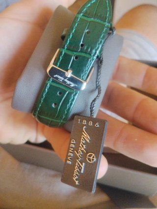 Reloj Tissot Nuevo Esfera Verde con caja