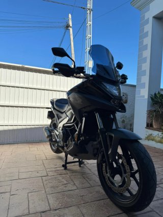 HONDA NC750X 2023 NEGRA
