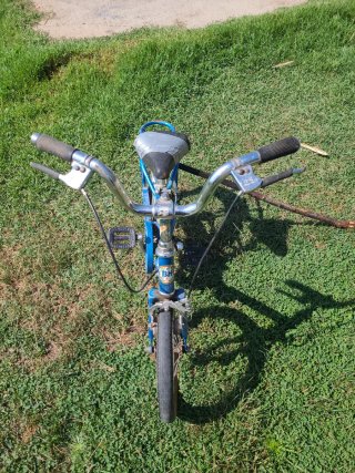 Bicicleta BH infantil azul