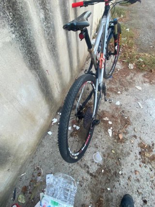 Se acepta cambio por bici carretera  BICI SCOOT