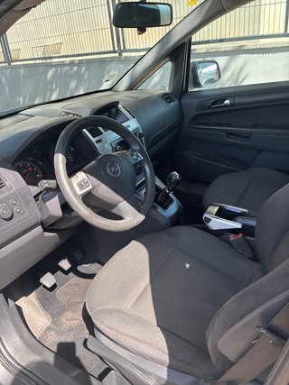 Opel Zafira 2010
