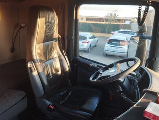 Scania R 420--CAMIONES CON GANCHO