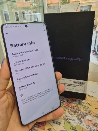Motorola Signature 512GB Martini Olive