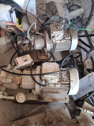 3 Bombas Hidráulica Eléctricas
