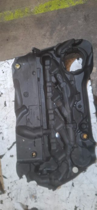 Embellecedor Tapa Motor Ford Focus