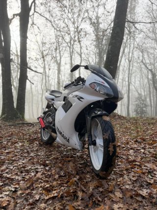 Yamaha TZR 50 Blanca Deportiva