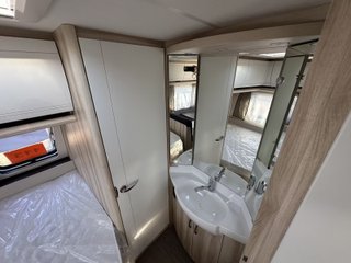Caravana Hobby De Luxe 400 SFe 2026