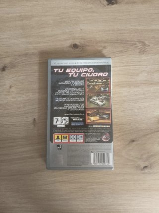 PSP Need for Speed Carbon Platinum