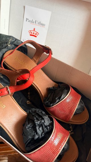 Zapatos de mujer de tacón marca Paula Urban.