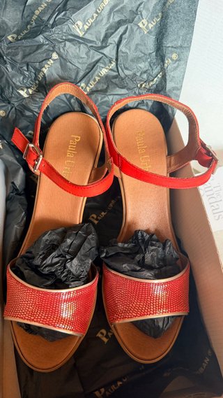 Zapatos de mujer de tacón marca Paula Urban.