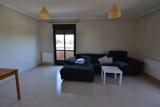 Casa pareada en alquiler en Los Pinos-El Pilar en Plasencia