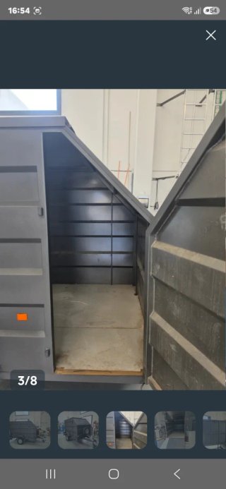 Alquiler remolque cerrado para motos o mudanzas.