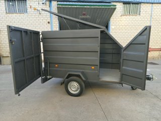 Alquiler remolque cerrado para motos o mudanza