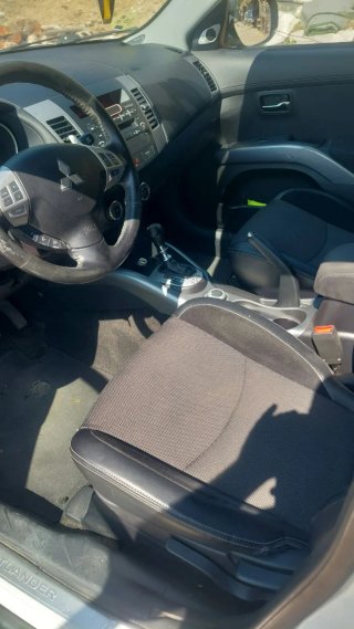 Mitsubishi Outlander 2011