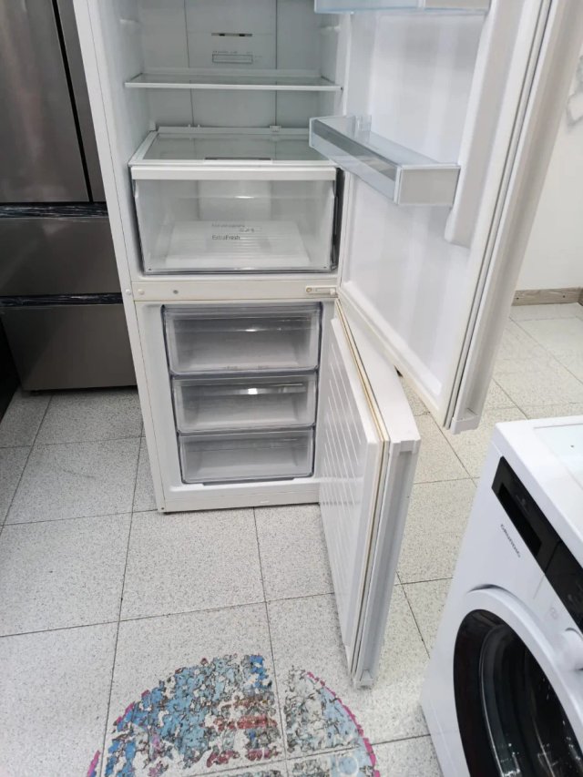 ♤Nevera Bosch A++ 185x60 Combi nofrost♤