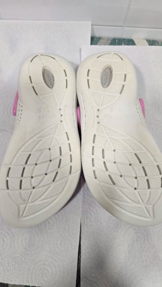 Zapatillas Crocs rosas