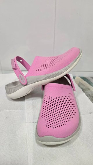 Zapatillas Crocs rosas