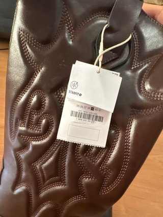 Botas cowboy Stradivarius marrones