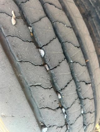 Se vende camión tal y como está con motor gripado