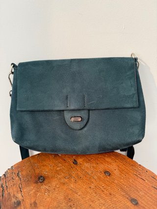 Bolso de ante verde