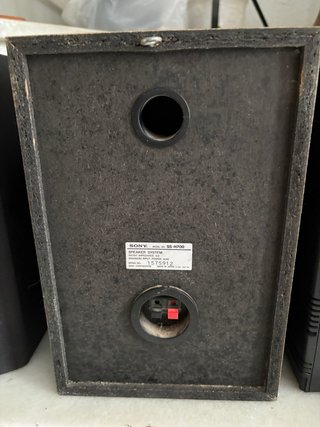 Mini cadena Sony MHC-500 con altavoces