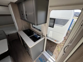 Caravana Hobby OnTour 470 KMF 2025 Nueva