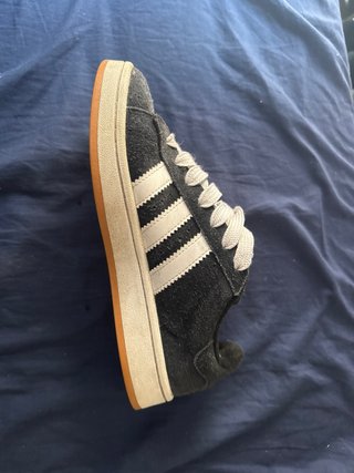 Adidas Zapatillas Negras y Blancas