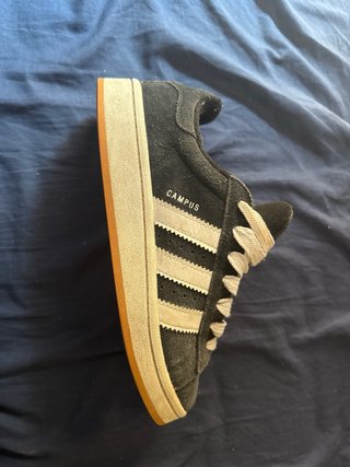 Adidas Zapatillas Negras y Blancas